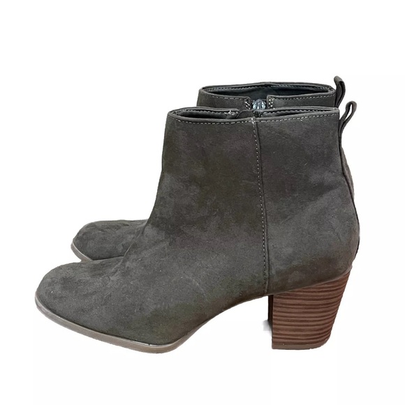 Old Navy Shoes Women’s Oregon Trail Mid Ankle Boots Olive Green Size 9 Heeled - Picture 5 of 8